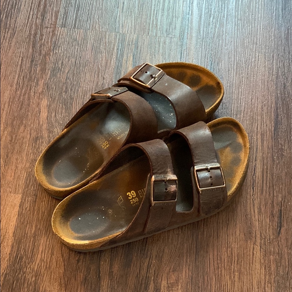 Birkenstock Arizona, size 39 regular width, leather, Habana brown color